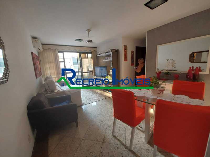 Apartamento à venda com 3 quartos, 95m² - Foto 1