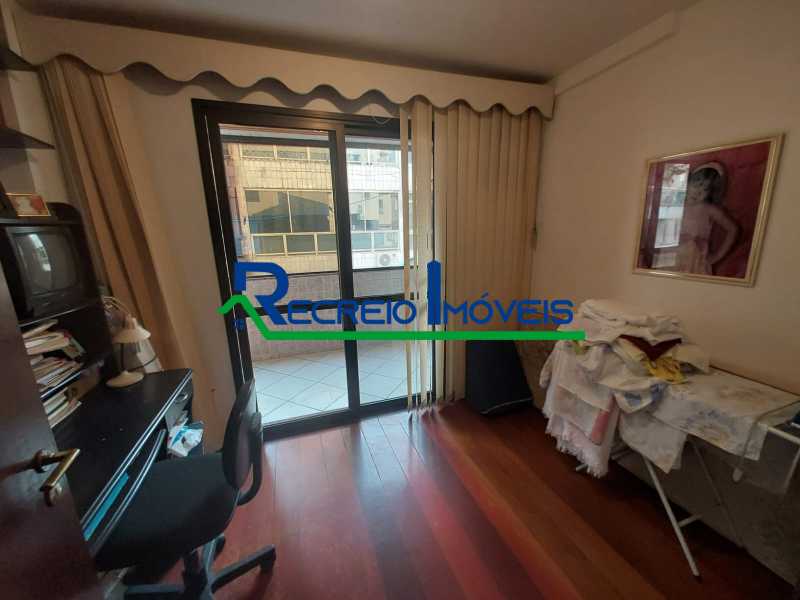 Apartamento à venda com 3 quartos, 95m² - Foto 9