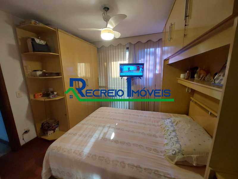 Apartamento à venda com 3 quartos, 95m² - Foto 11