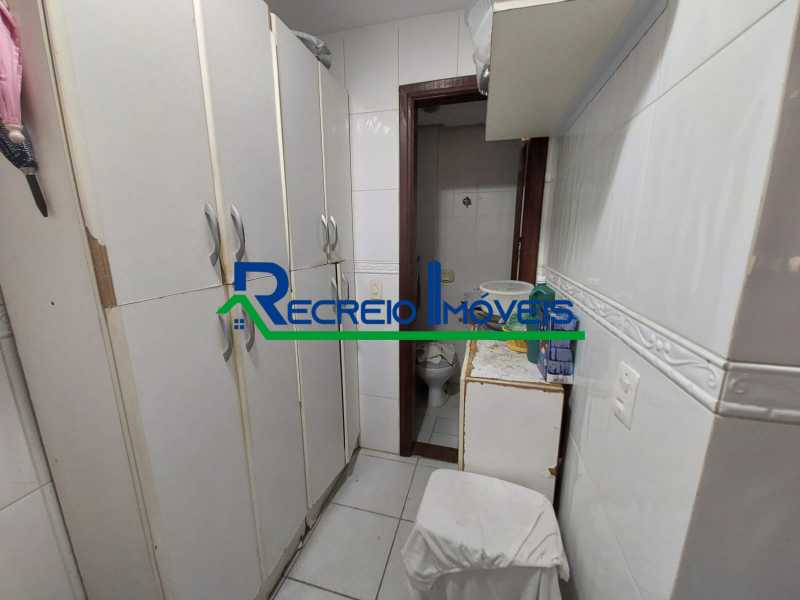 Apartamento à venda com 3 quartos, 95m² - Foto 19