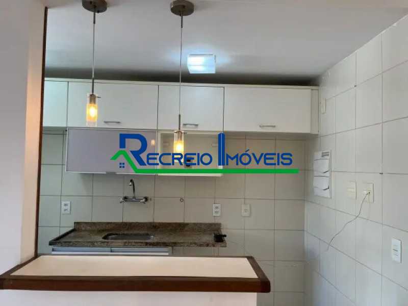 Apartamento à venda com 2 quartos, 64m² - Foto 9