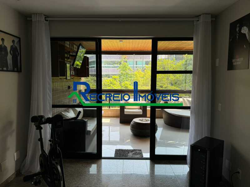 Apartamento à venda com 3 quartos, 118m² - Foto 23