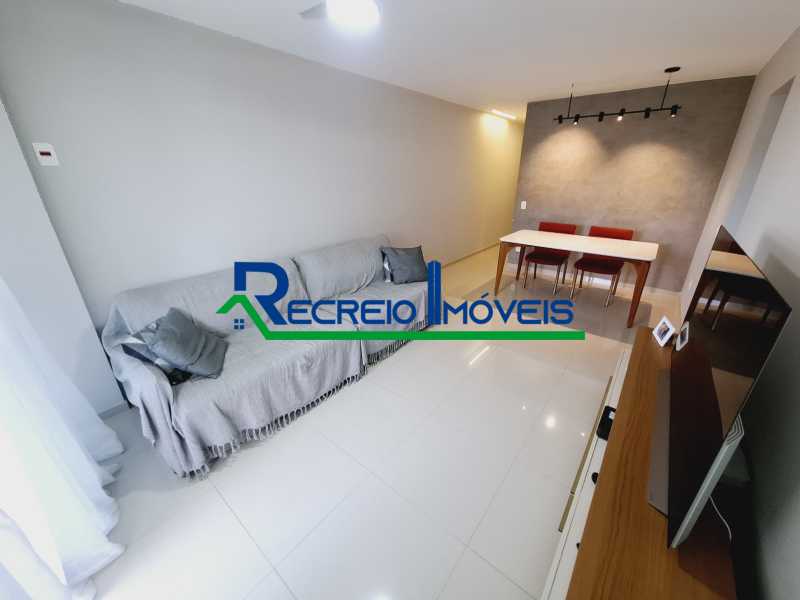 Apartamento à venda com 3 quartos, 93m² - Foto 1