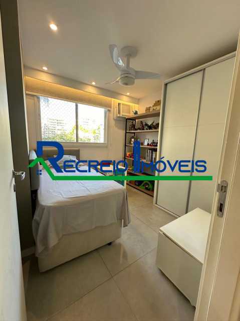 Apartamento à venda com 3 quartos, 97m² - Foto 17