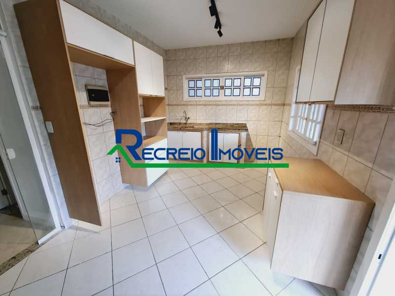 Casa para alugar com 2 quartos, 150m² - Foto 10