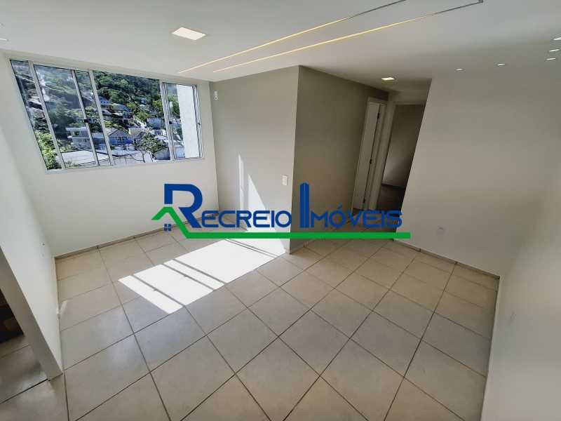 Apartamento à venda com 2 quartos, 43m² - Foto 1