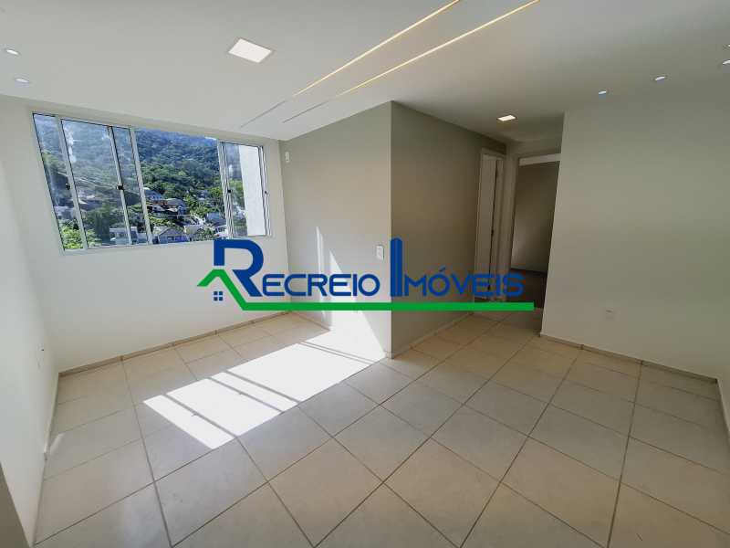 Apartamento à venda com 2 quartos, 43m² - Foto 6