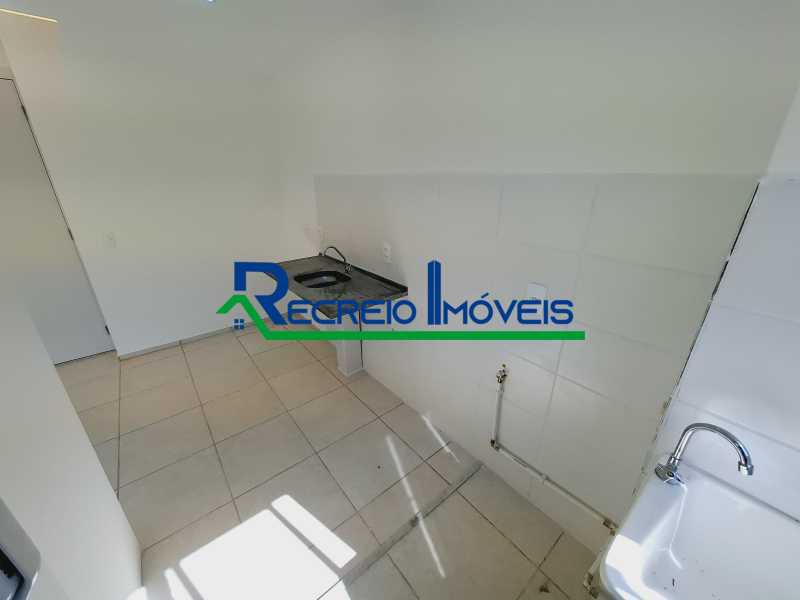 Apartamento à venda com 2 quartos, 43m² - Foto 27