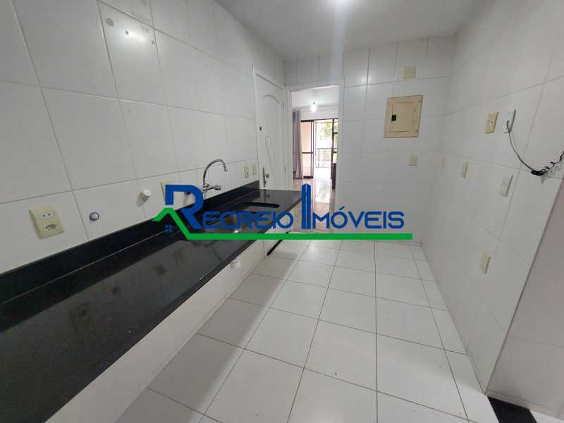 Apartamento à venda com 3 quartos, 103m² - Foto 11