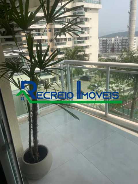 Apartamento à venda com 2 quartos, 69m² - Foto 12