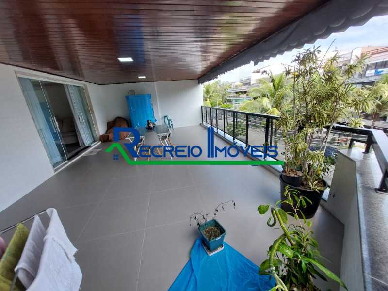 Apartamento à venda com 3 quartos, 154m² - Foto 3