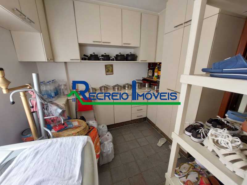 Apartamento à venda com 3 quartos, 154m² - Foto 24