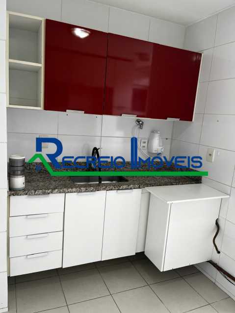 Apartamento à venda com 3 quartos, 90m² - Foto 17