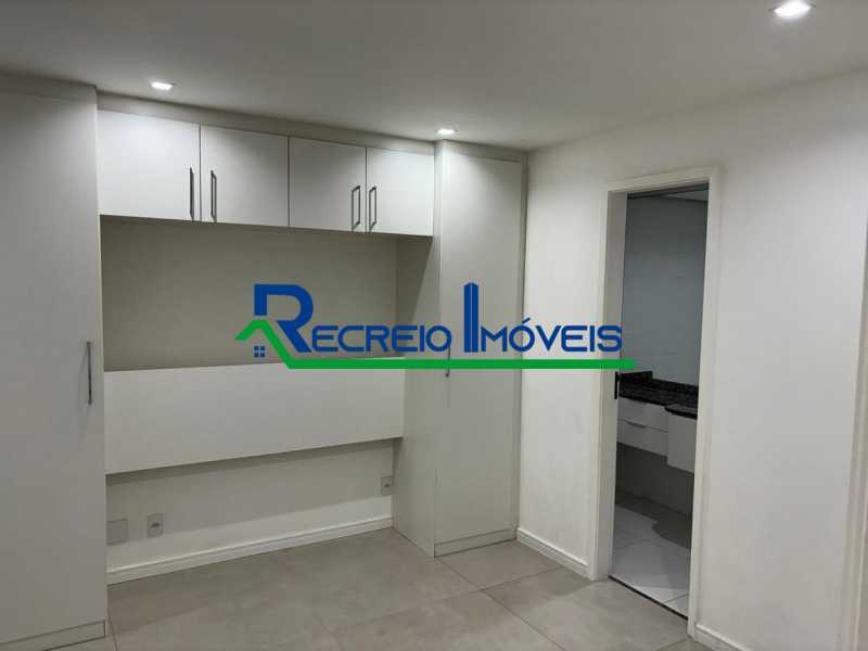 Apartamento à venda com 3 quartos, 120m² - Foto 28