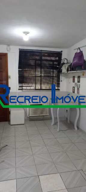 Apartamento à venda com 1 quarto, 30m² - Foto 3