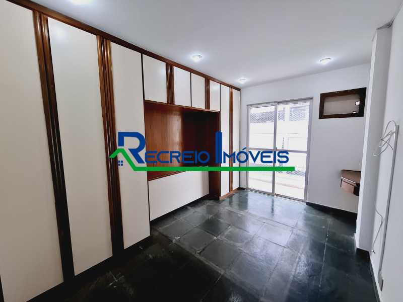 Cobertura à venda com 3 quartos, 210m² - Foto 21