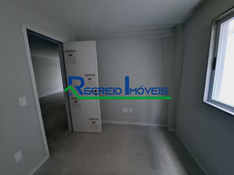 Apartamento à venda com 3 quartos, 123m² - Foto 22