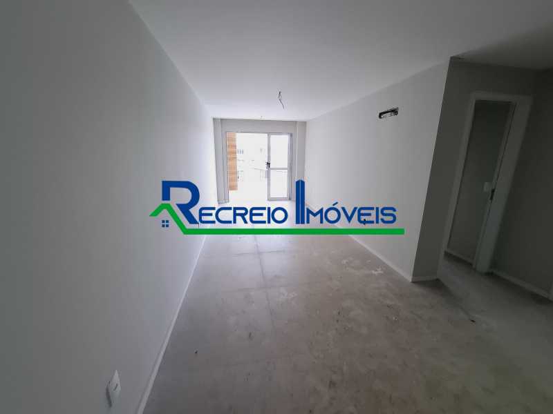 Apartamento à venda com 3 quartos, 123m² - Foto 7