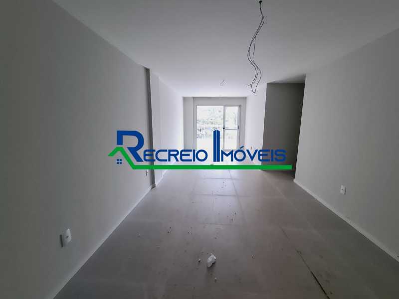 Apartamento à venda com 3 quartos, 162m² - Foto 7