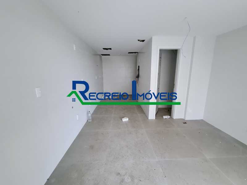 Apartamento à venda com 3 quartos, 162m² - Foto 24