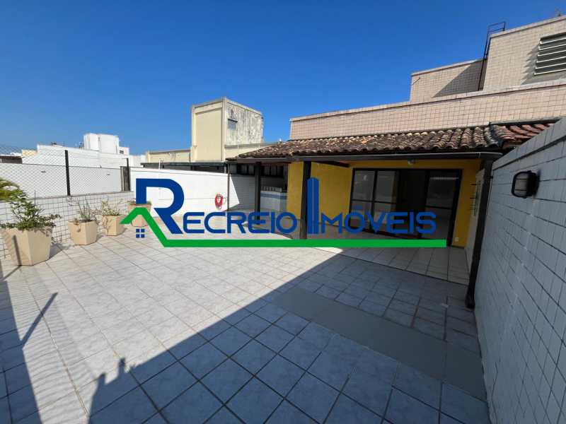 Cobertura para alugar com 3 quartos, 200m² - Foto 4