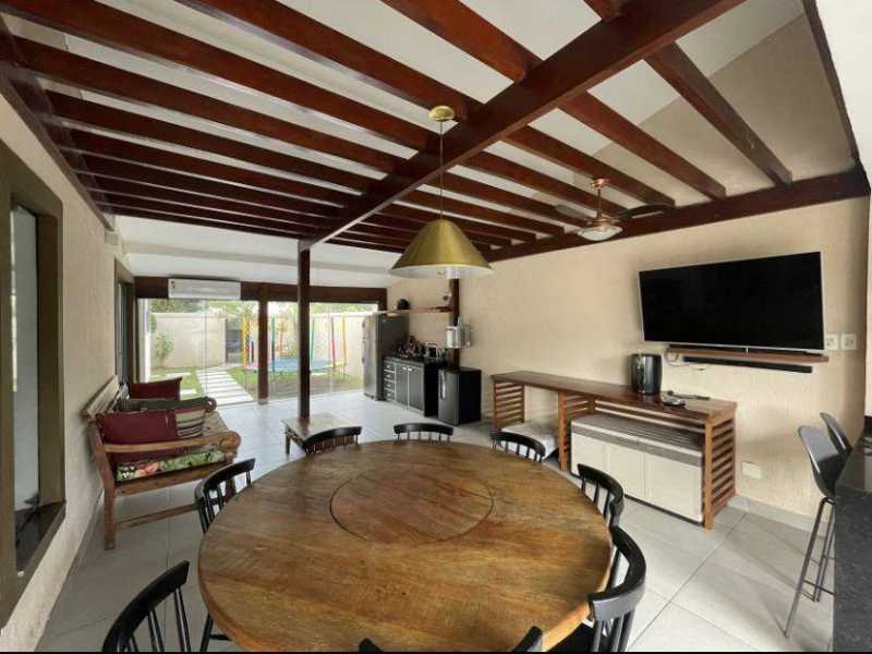 Casa de Condomínio à venda com 4 quartos, 228m² - Foto 8