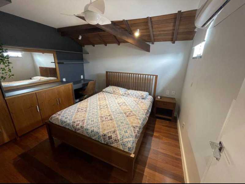Casa de Condomínio à venda com 4 quartos, 228m² - Foto 23