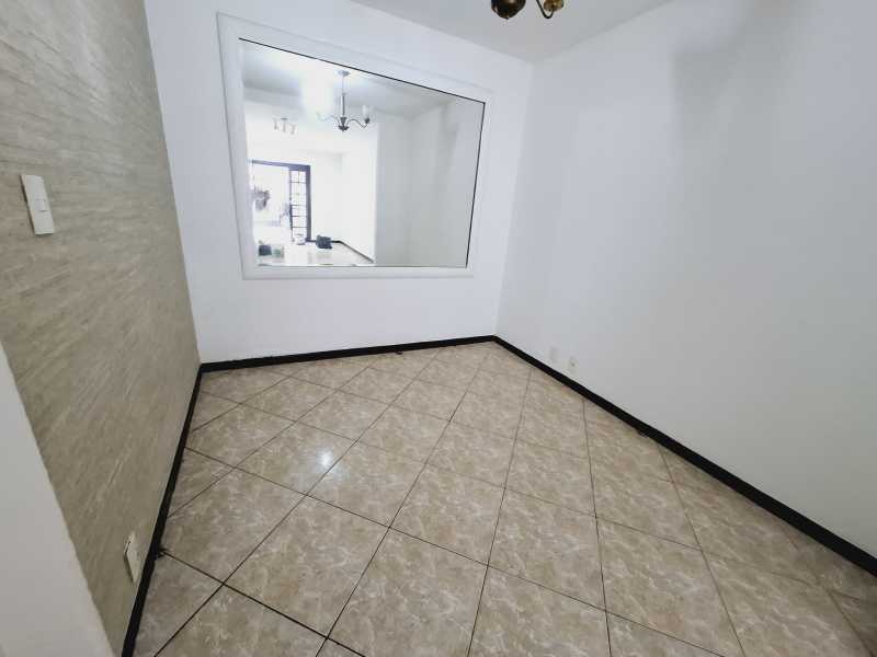 Casa de Condomínio à venda com 3 quartos, 197m² - Foto 10