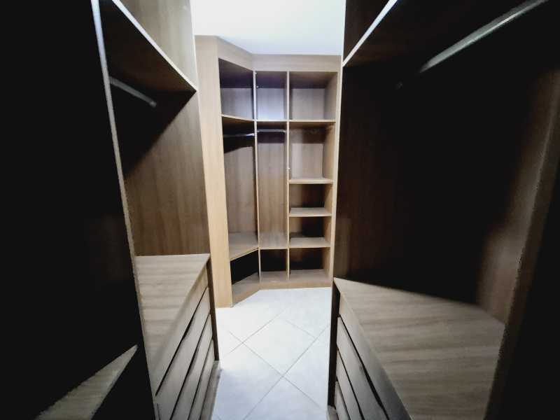 Casa de Condomínio à venda com 3 quartos, 197m² - Foto 21