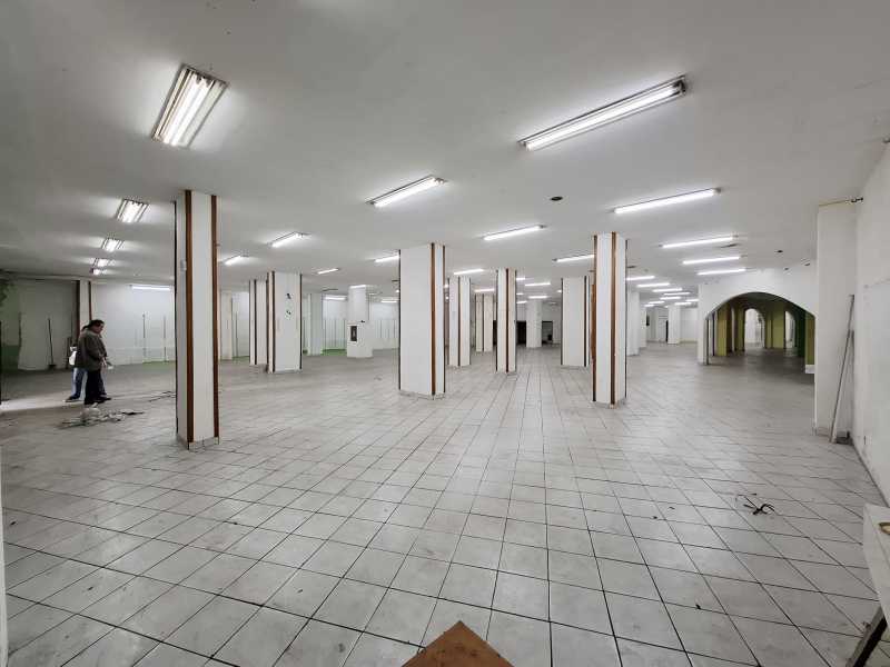 Loja-Salão à venda e aluguel, 1223m² - Foto 13