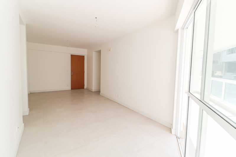 Apartamento à venda com 3 quartos, 117m² - Foto 3