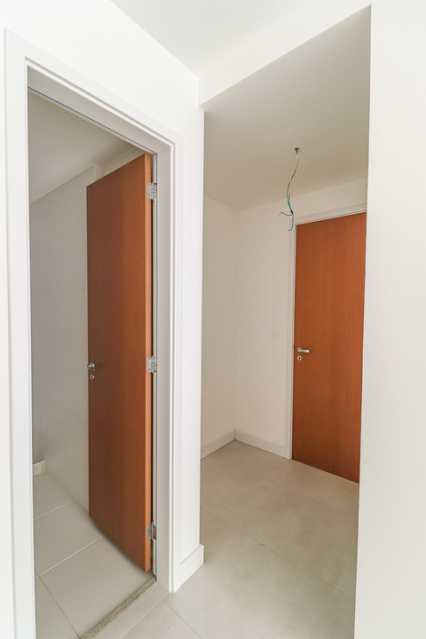 Apartamento à venda com 3 quartos, 117m² - Foto 9