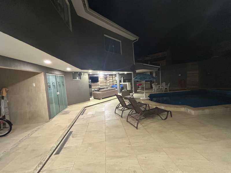 Casa de Condomínio à venda com 3 quartos, 280m² - Foto 8