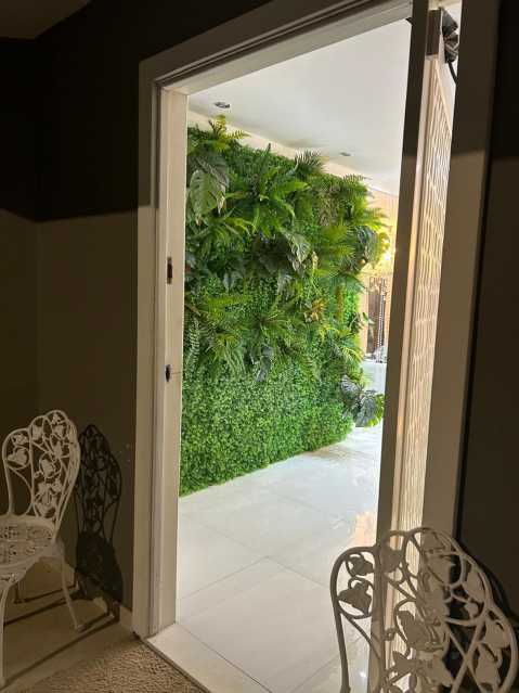 Casa de Condomínio à venda com 3 quartos, 280m² - Foto 16