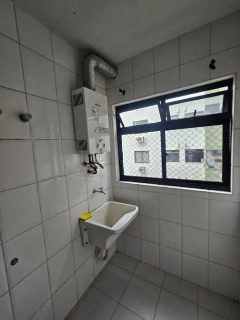 Apartamento à venda com 2 quartos, 67m² - Foto 9