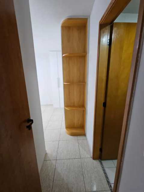 Apartamento à venda com 2 quartos, 67m² - Foto 16