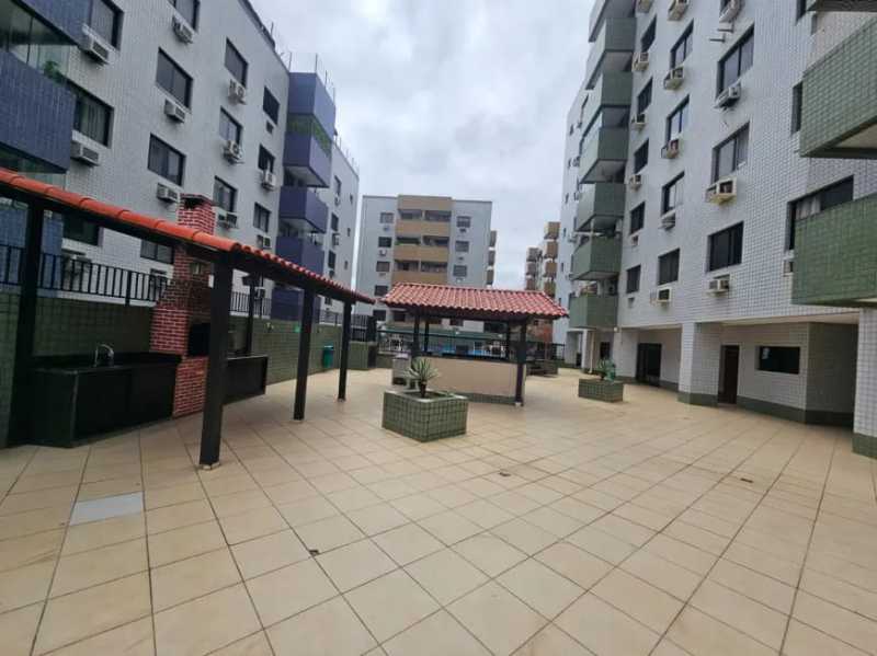 Apartamento à venda com 2 quartos, 67m² - Foto 23
