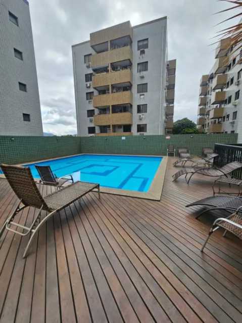 Apartamento à venda com 2 quartos, 67m² - Foto 18