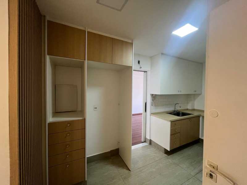 Cobertura, 4 quartos, 360 m² - Foto 11