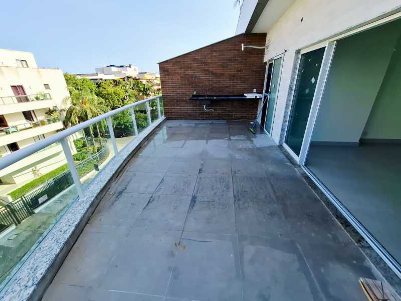 Apartamento, 3 quartos, 226 m² - Foto 2