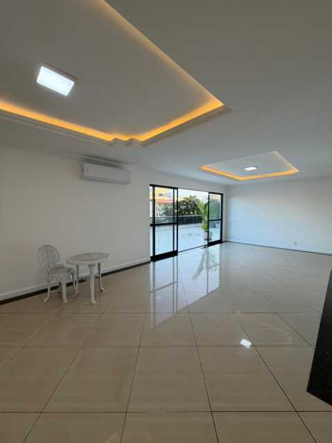Cobertura, 4 quartos, 335 m² - Foto 3