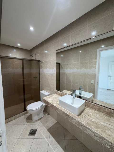 Cobertura, 4 quartos, 335 m² - Foto 14