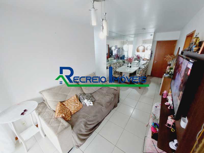 Apartamento à venda com 2 quartos, 73m² - Foto 3