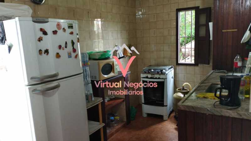 Casa à venda com 2 quartos, 150m² - Foto 18