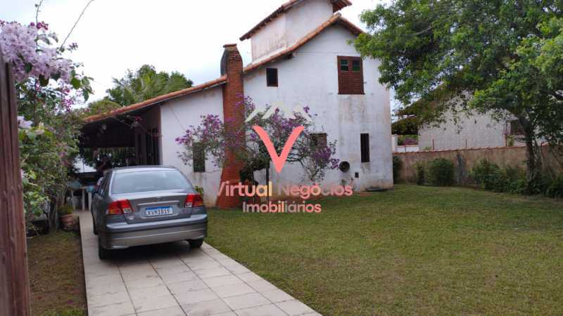 Casa à venda com 2 quartos, 150m² - Foto 1