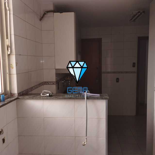 Apartamento à venda com 2 quartos, 80m² - Foto 18