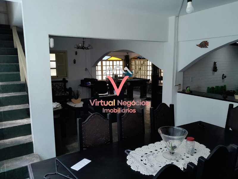 Casa à venda com 3 quartos, 235m² - Foto 11