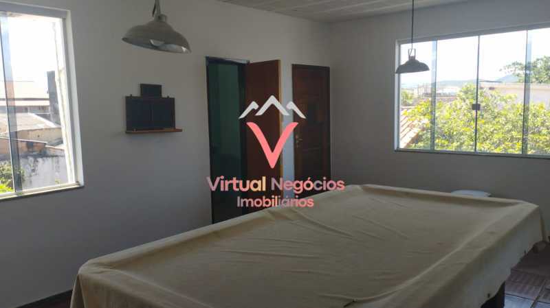 Casa à venda com 6 quartos, 260m² - Foto 3