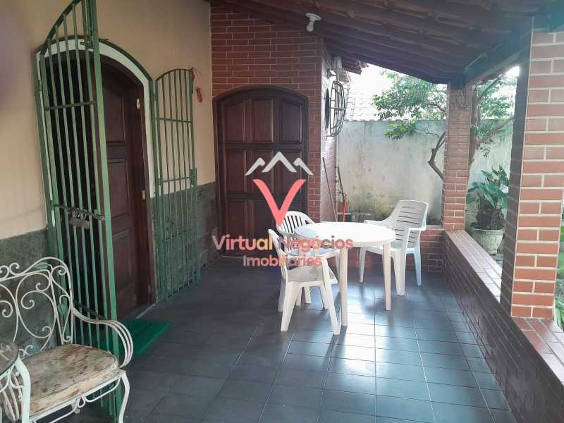 Casa à venda com 3 quartos, 150m² - Foto 3