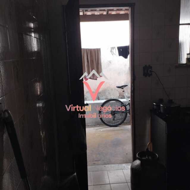 Casa à venda com 2 quartos, 60m² - Foto 12